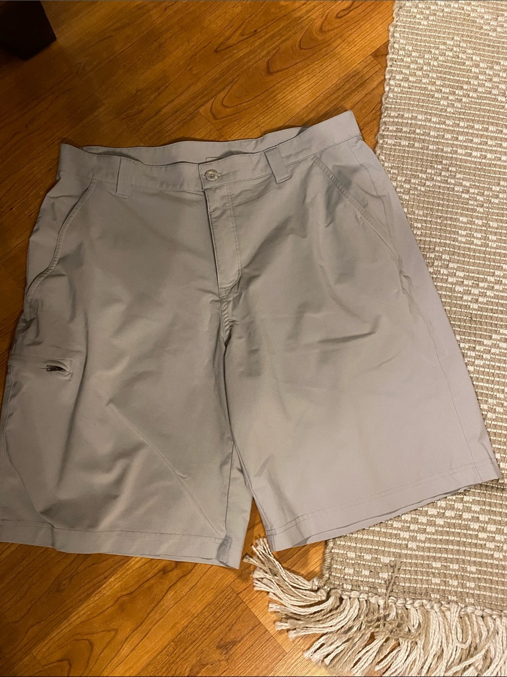 Columbia Light Gray Men's PFG Hybrid Shorts 34